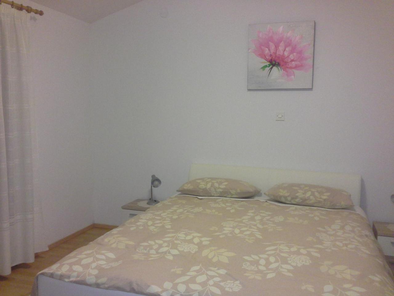 Apartments Liliana Pula Zewnętrze zdjęcie
